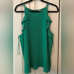 Kelly Green ruffled top. Perfect for Christmas!